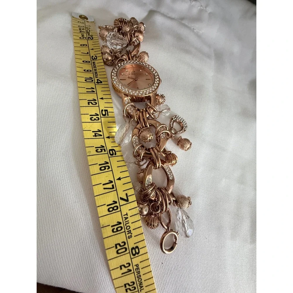 Liz Claiborne Charm Bracelet Watch Womens OS Rose Gold Excellent Crystal LC1204